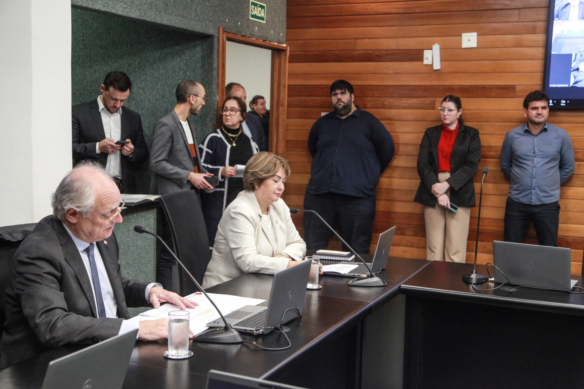 - Deputado Dr. Vicente Caropreso (PSDB) 
-Deputada Janice Krasniak(Podemos)