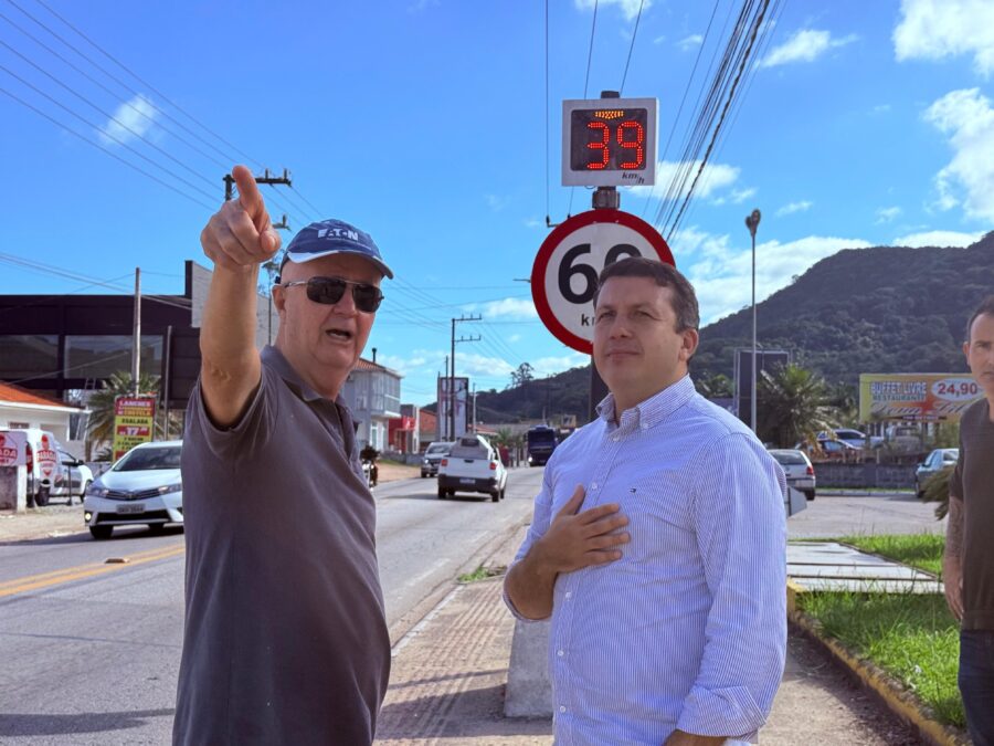 Deputado Camilo Martins na BR-282