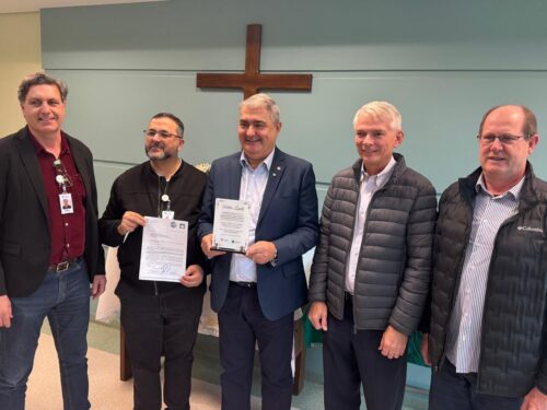 Lunelli entrega equipamentos ao Hospital Jaraguá