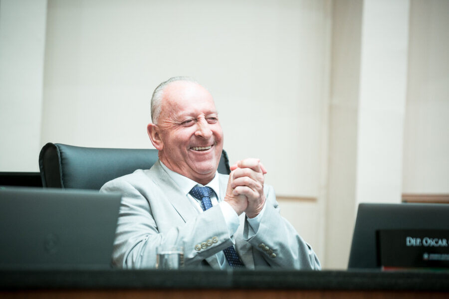 Deputado Oscar Gutz