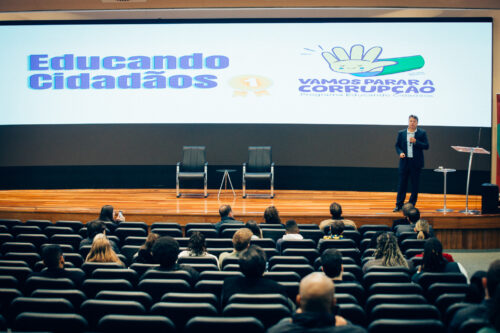 Estagiários da Assembleia Legislativa participam do Programa Educando Cidadãos