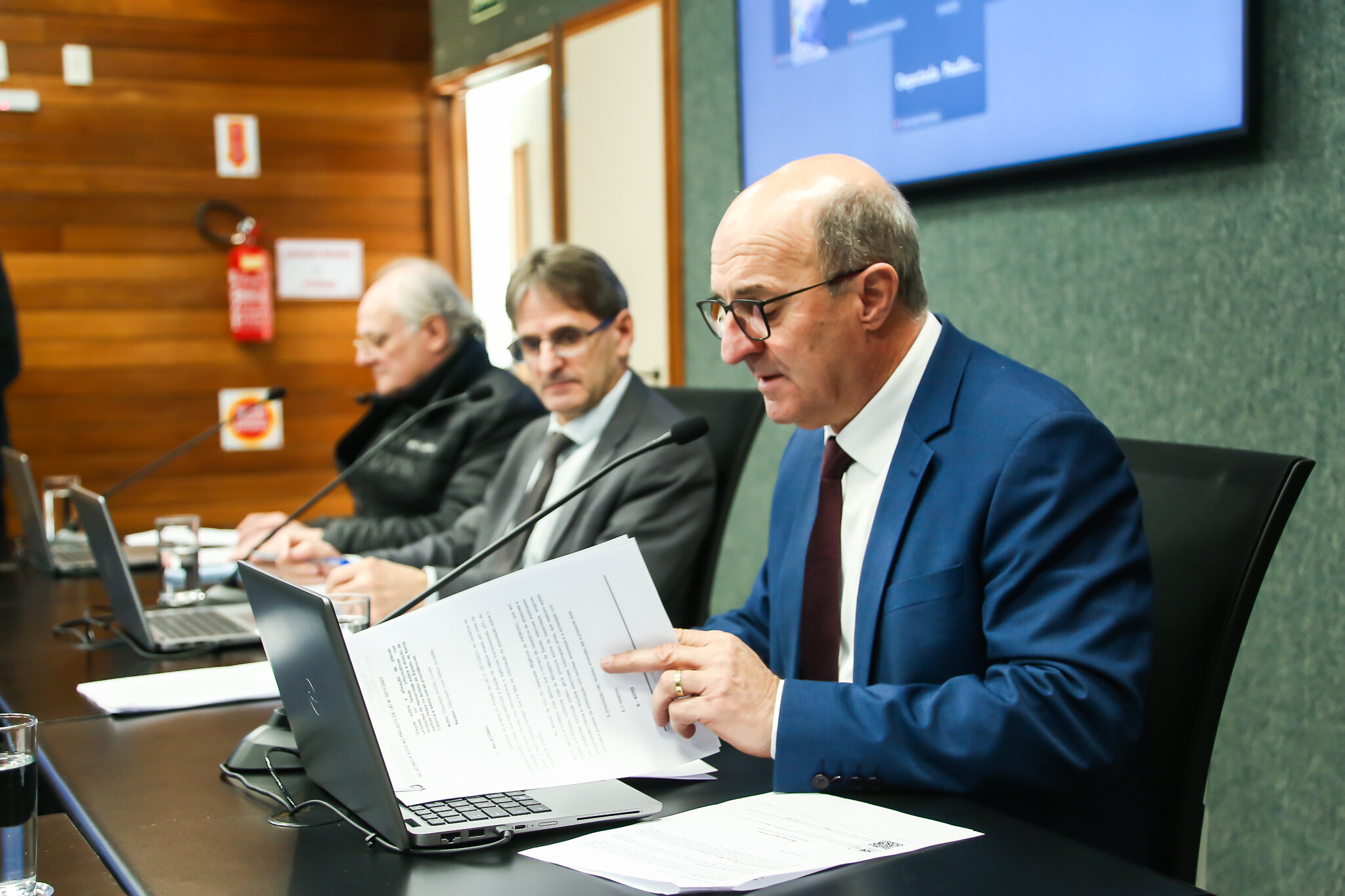 - Deputado Dr. Vicente Caropreso (PSDB) - Deputado Neodi Saretta (PT) 	
 - Deputado José Milton Scheffer (PP)