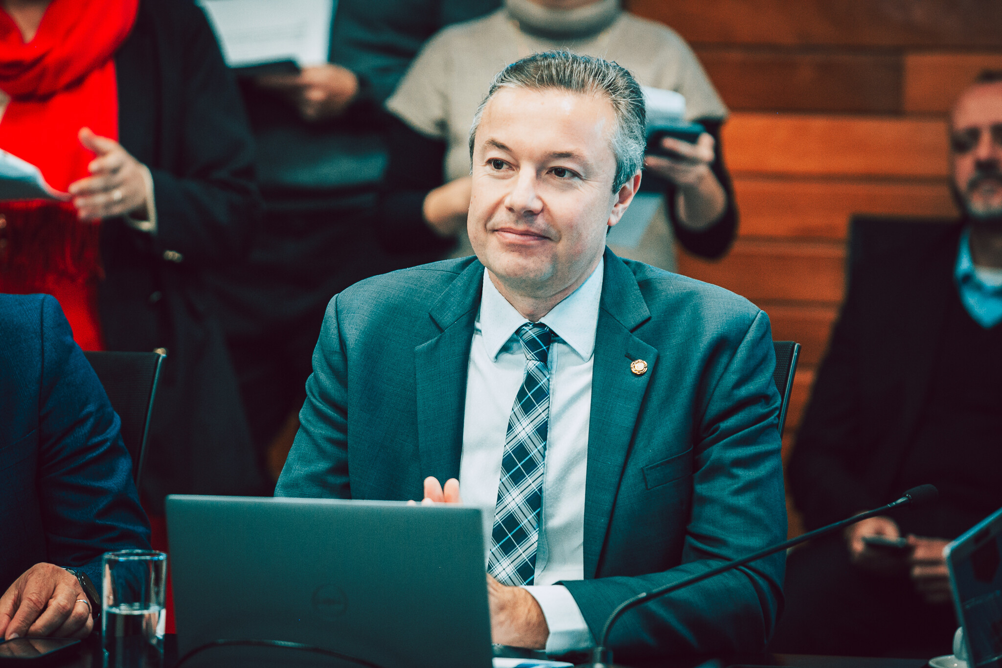 - Deputado Napoleão Bernardes (PSD)