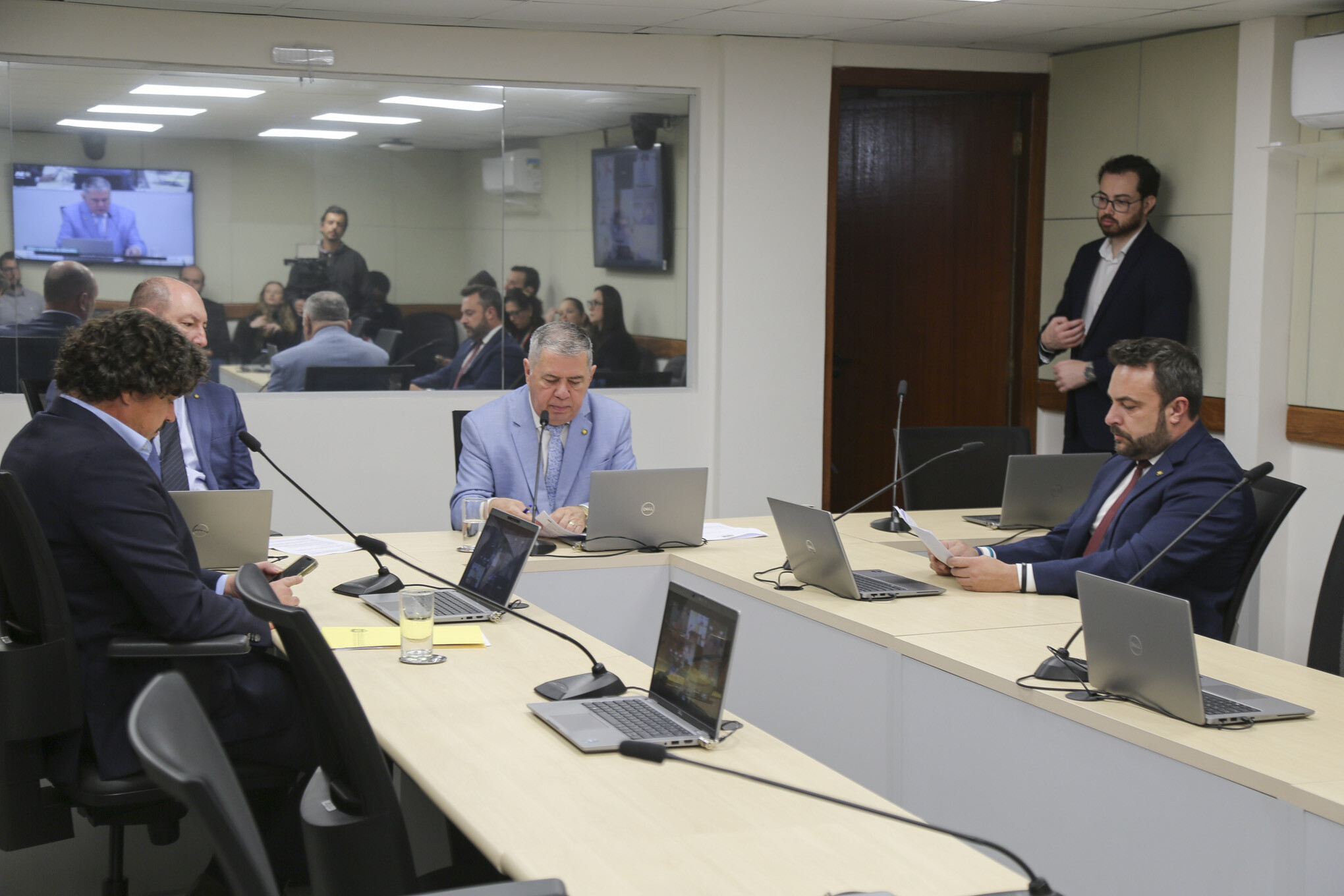 - Deputado Mário Motta (PSD)
 - Deputado Marcius Machado (PL)
