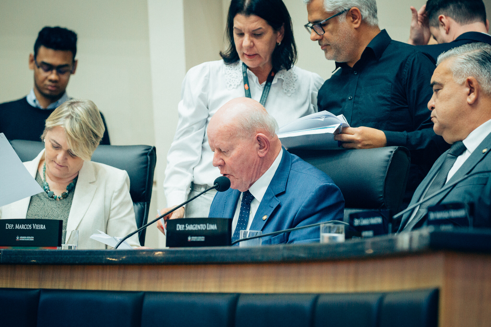 - Deputada Luciane Carminatti (PT) - Deputado Marcos Vieira (PSDB)