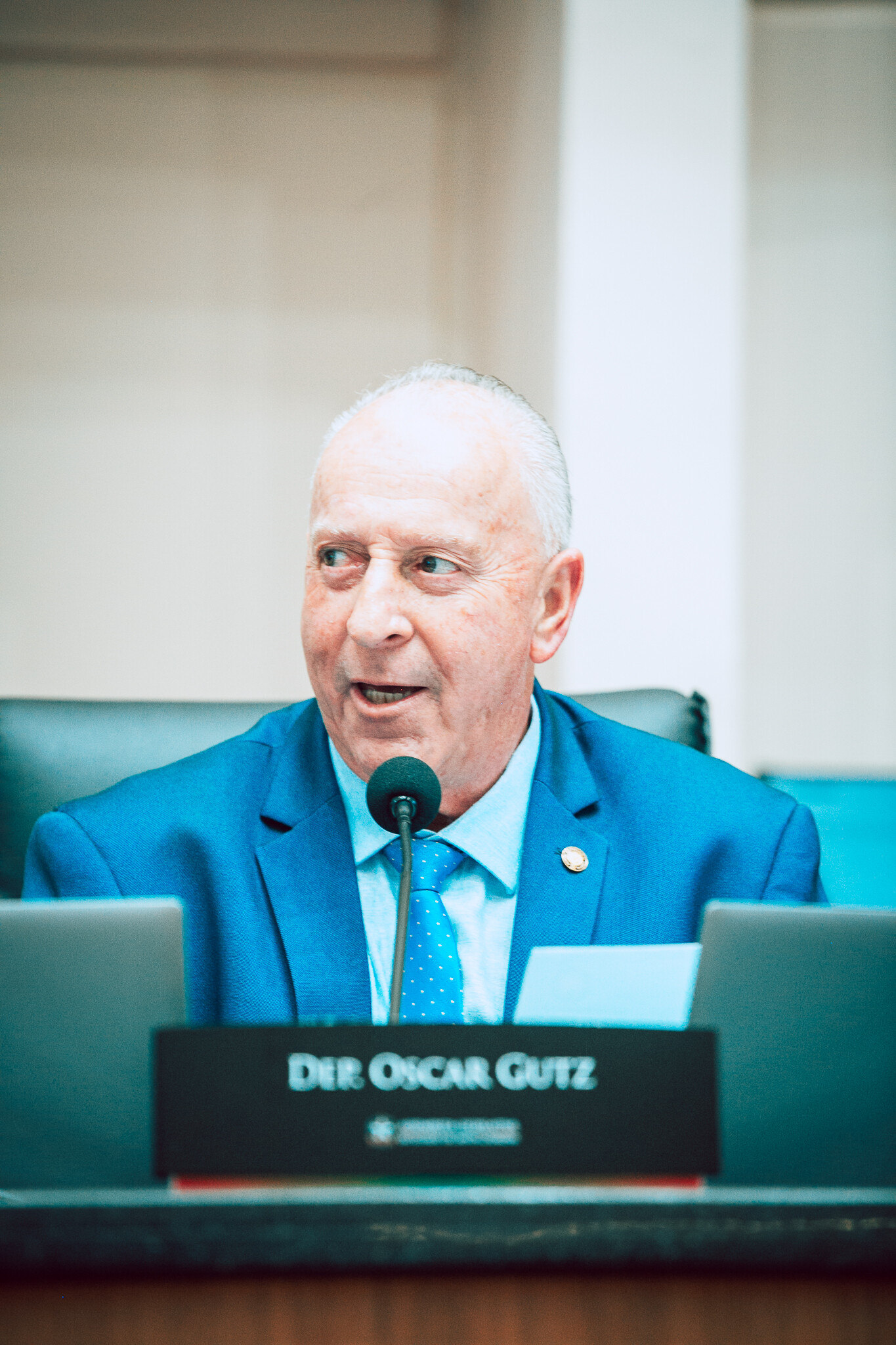 - Deputado Oscar Gutz (PL)