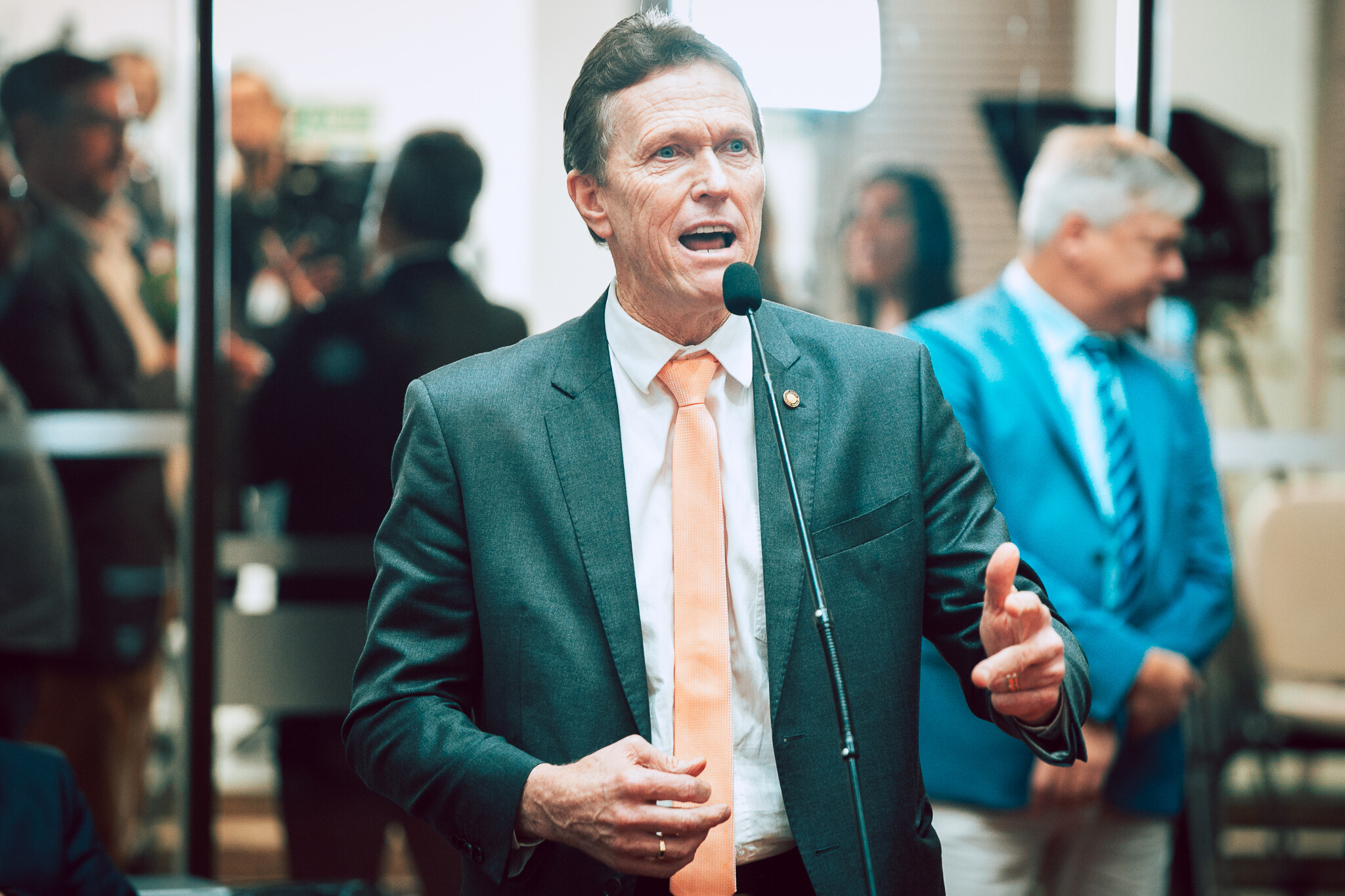 - Deputado Volnei Weber (MDB)