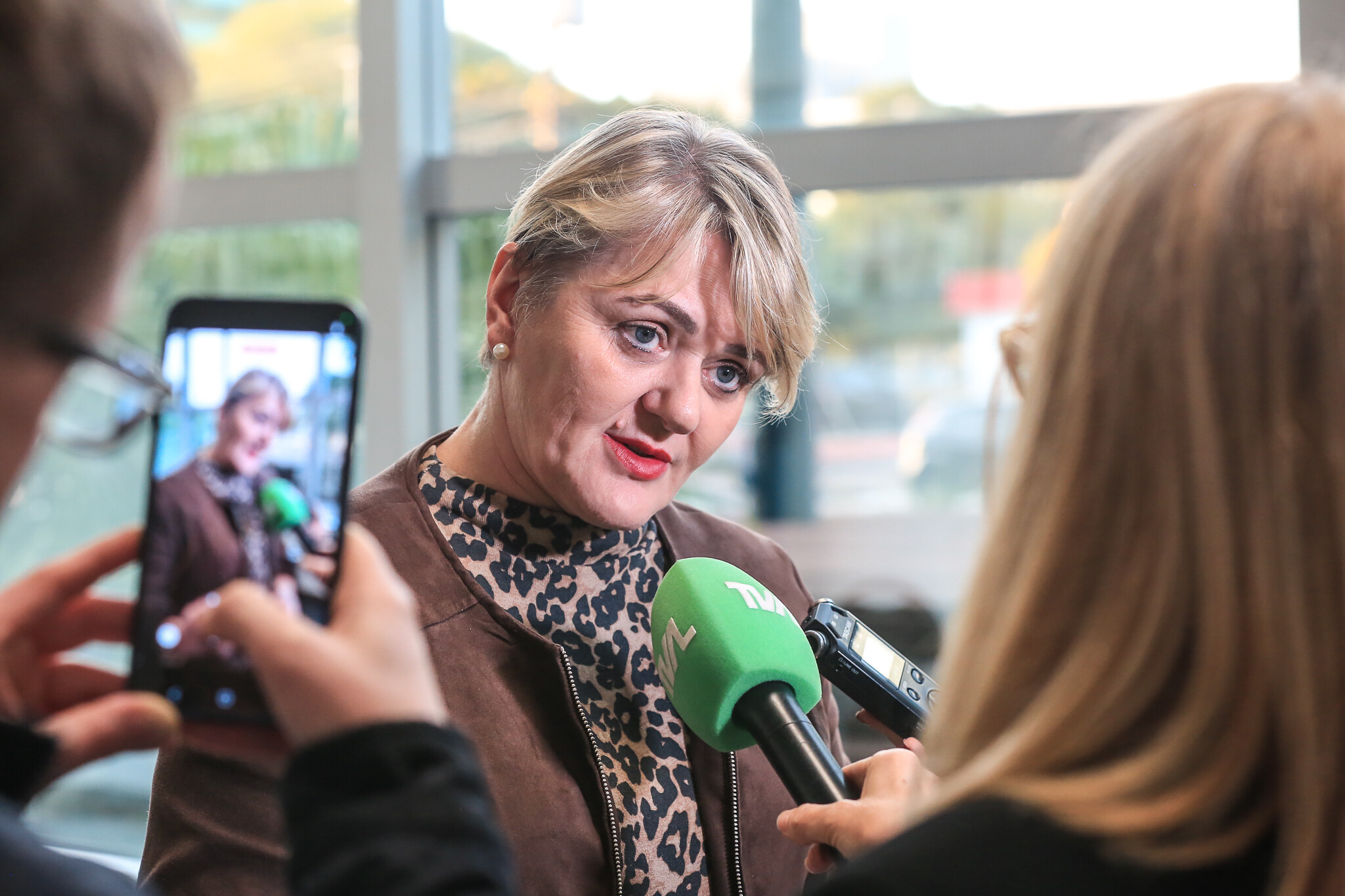 - Deputada Luciane Carminatti (PT)