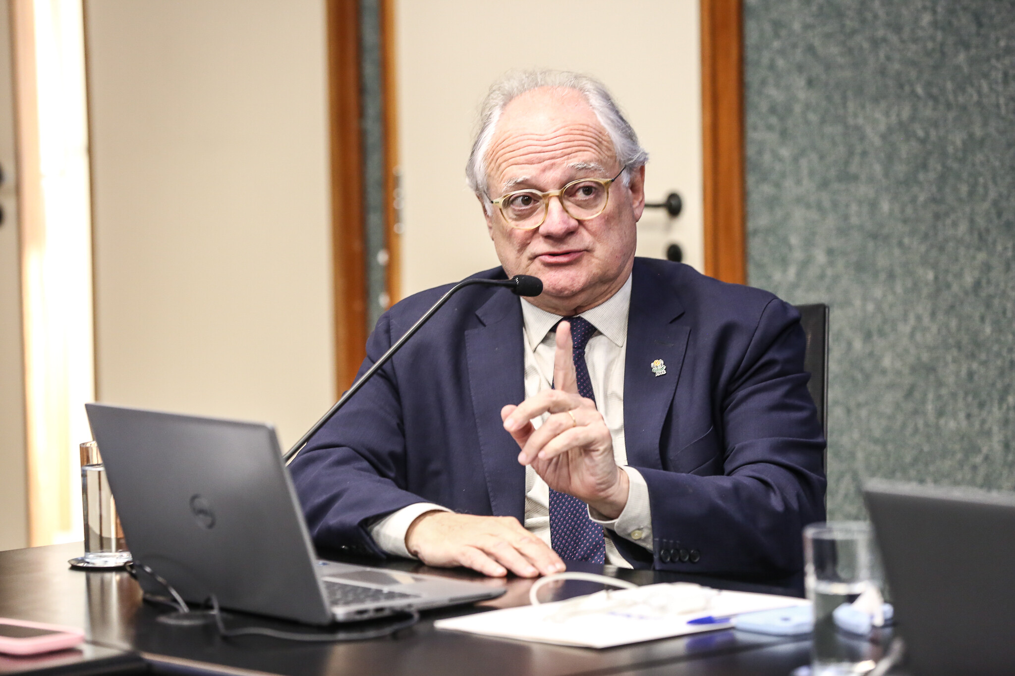 - Deputado Dr. Vicente Caropreso (PSDB)