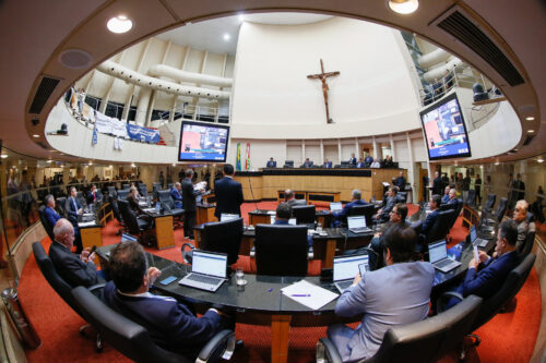 Deputados aprovam cadastro estadual de pessoas em situação de rua