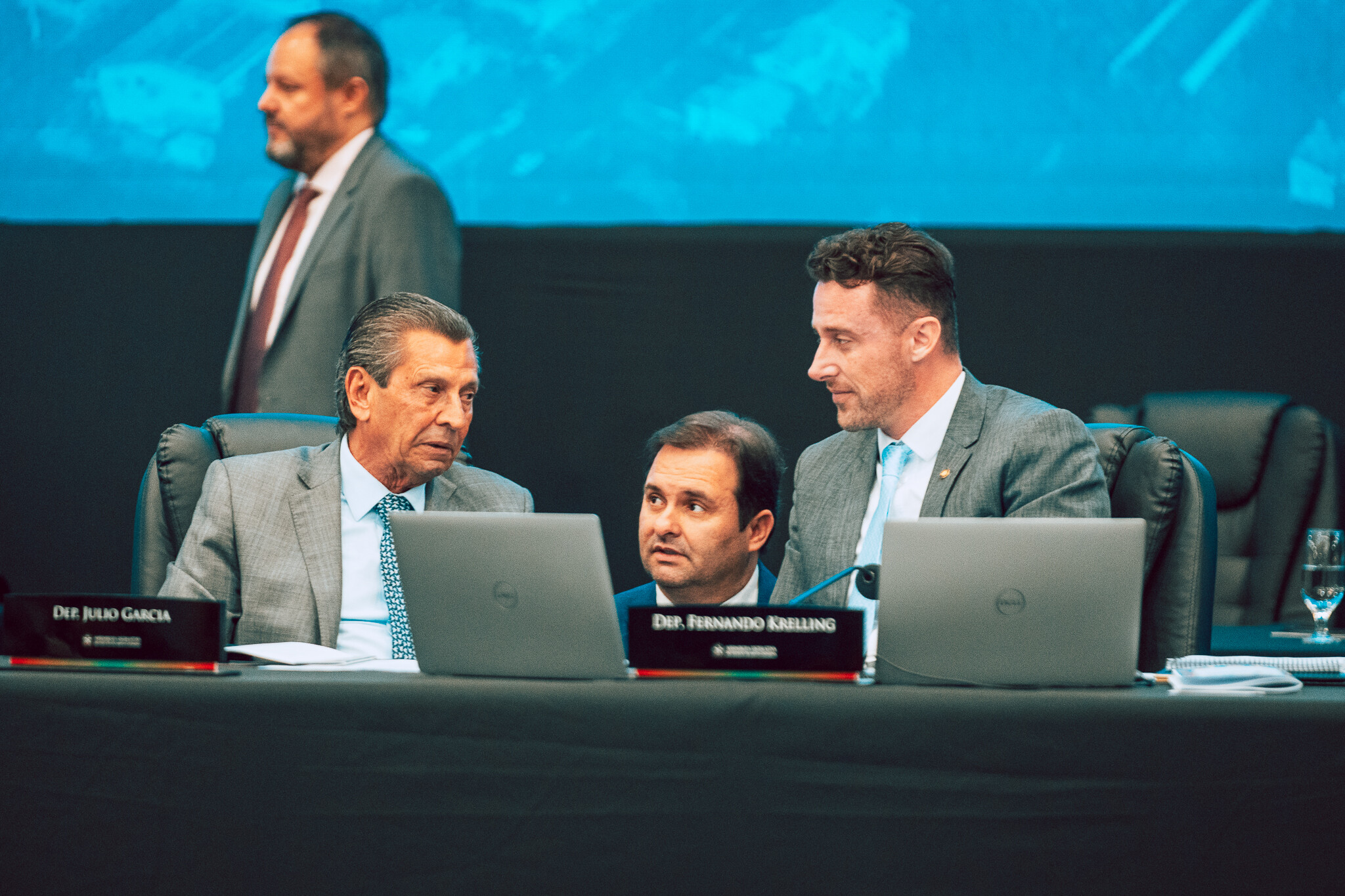 - Deputado Julio Garcia (PSD) - Deputado Sérgio Guimarães(União) 
  - Deputado Fernando Krelling (MDB)