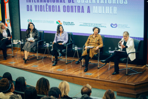 Seminário internacional debate políticas de enfrentamento à violência contra a mulher