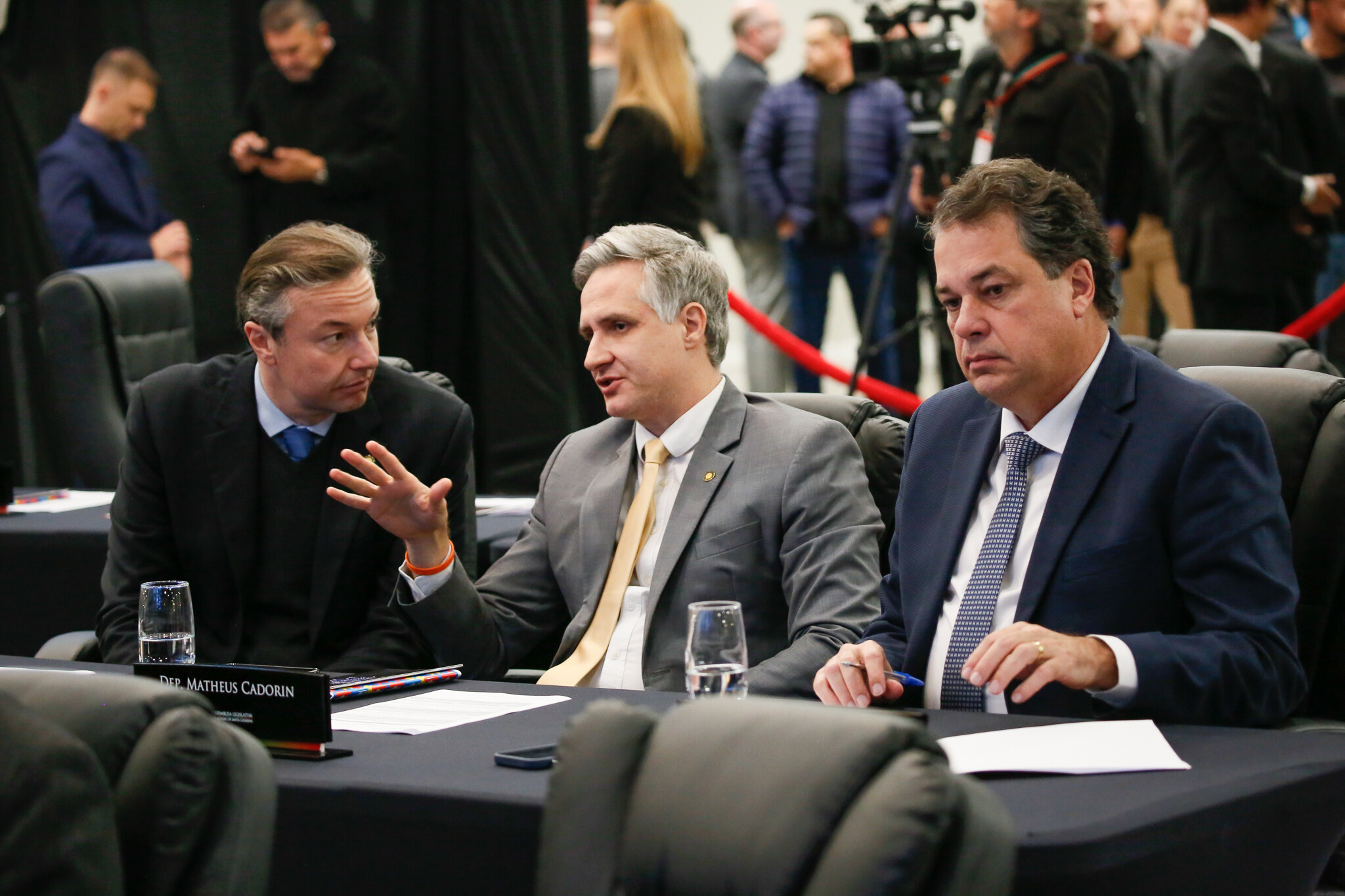 - Deputado Napoleão Bernardes (PSD)  - Deputado Matheus Cadorin (NOVO) 	 - Deputado Rodrigo Minotto (PDT)