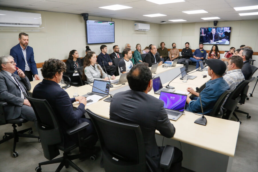 Grupo técnico pretende atuar para resolver impasse de ocupações na APA da Baleia Franca