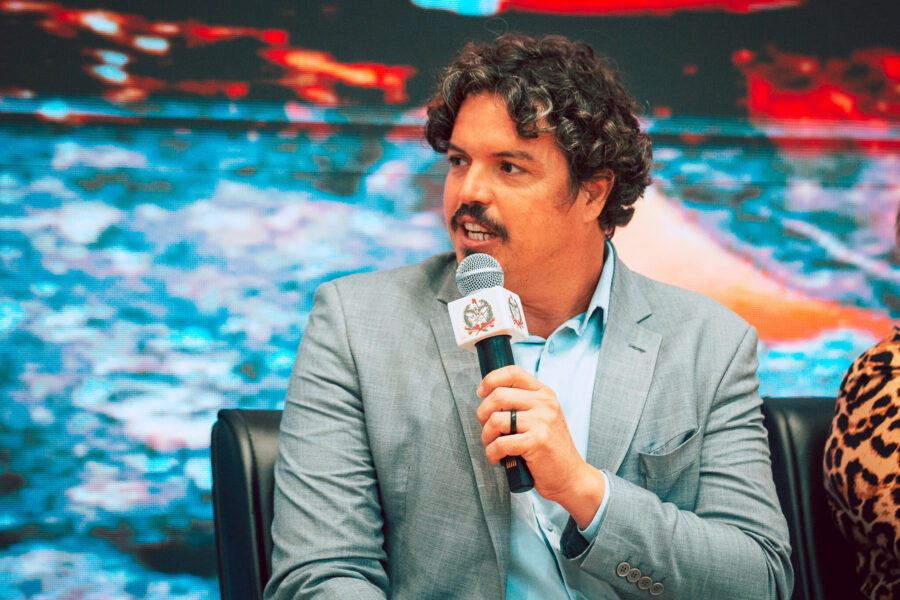 Deputado Marquito.