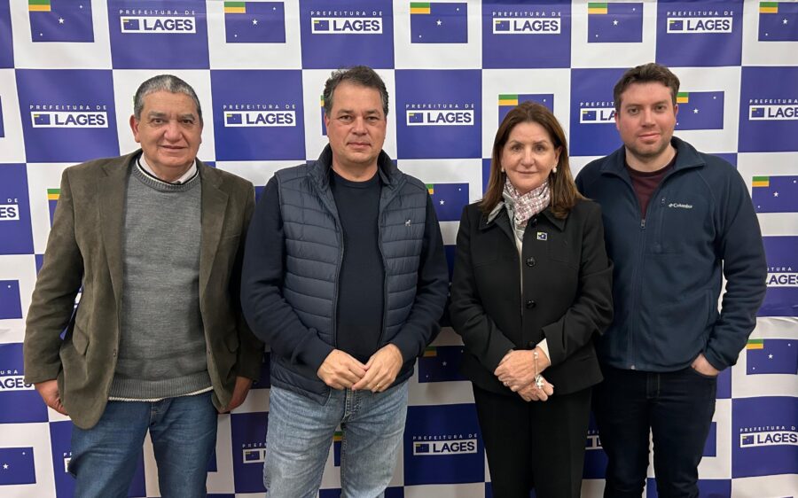 Rodrigo Minotto visita obra da Praça Botafogo e  se reúne com a prefeita Carmen Zanotto, em Lages