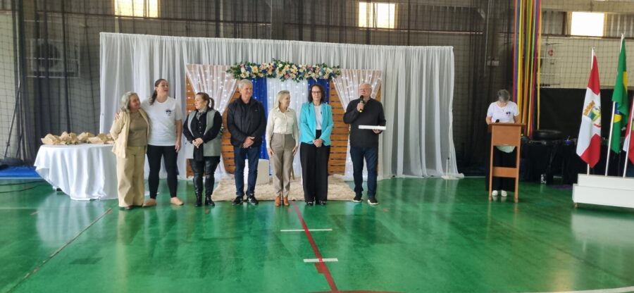 Escola mais antiga de Jaraguá do Sul completa 130 anos e recebe honraria da Alesc