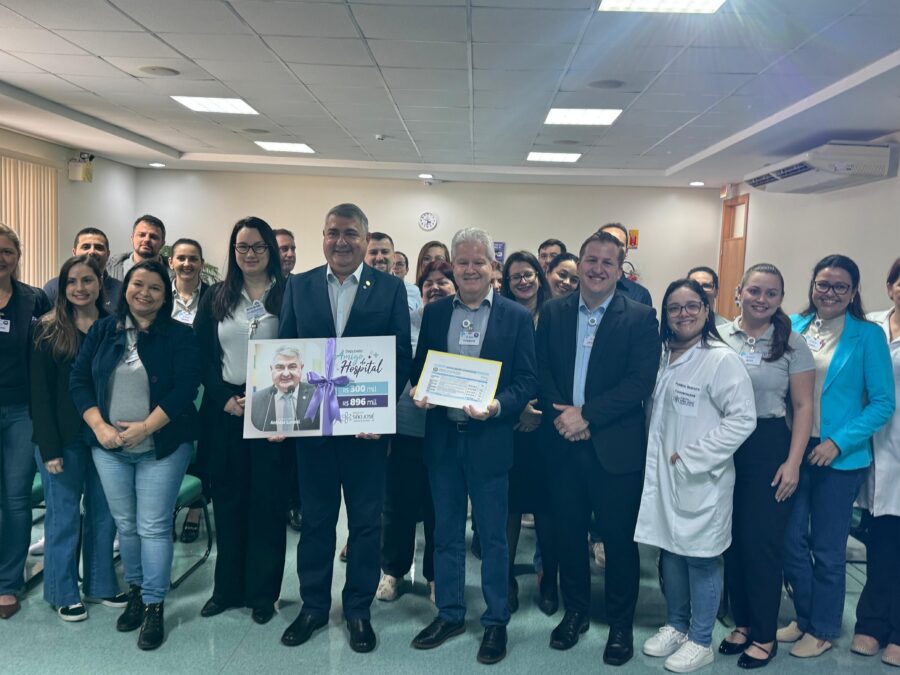 Lunelli entrega emenda de R$ 1,2 milhão ao Hospital São José em Jaraguá do Sul