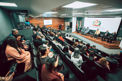 Líderes religiosos são homenageados em ato parlamentar solene