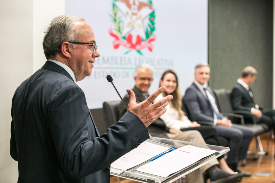 Luciano Ferreira Bartolomeu, 1º presidente da Abrasel-SC.