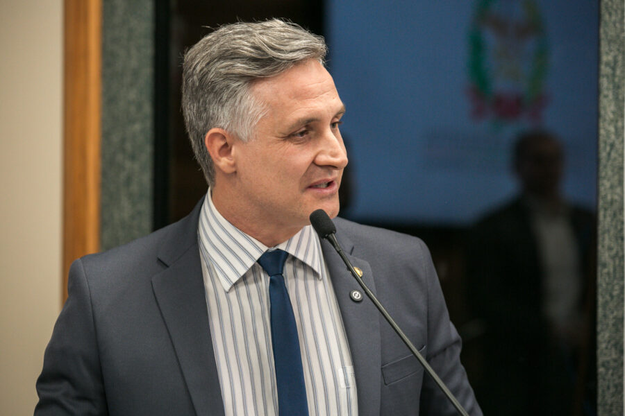 Deputado Matheus Cadorin, proponente do evento.