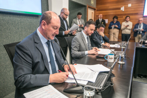 - Deputado Mauro de Nadal (MDB)