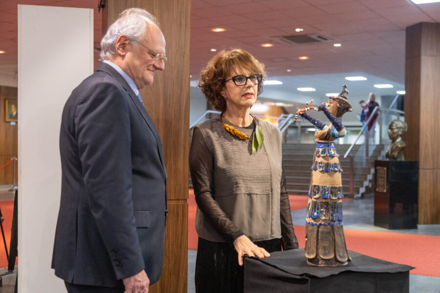 Deputado Dr. Vicente Caropreso e Cristina Brattig Almeida.