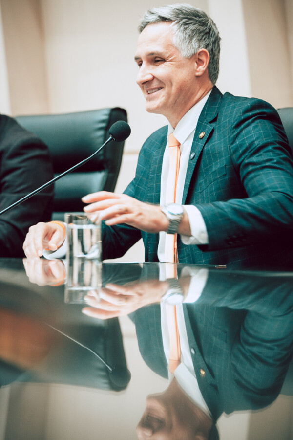 - Deputado Matheus Cadorin (NOVO)