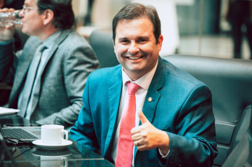 - Deputado Sérgio Guimarães(União)