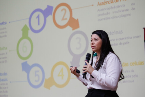 Mariane Almeida de Barros