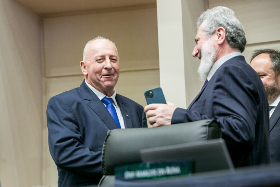 - Deputado Oscar Gutz (PL) 	
 - Deputado Padre Pedro Baldissera (PT)