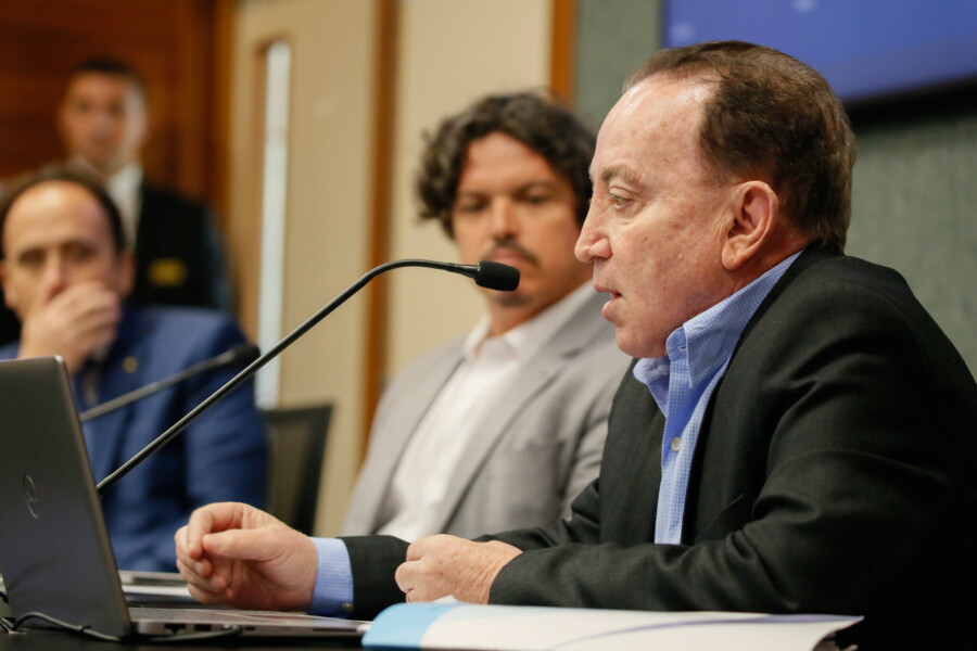 - Deputado Carlos Humberto (PL)
 - Deputado Marquito (PSOL)
- Auri Pavoni - Diretor-geral  Água e Saneamento (Emasa) de Balneário Camboriú SC