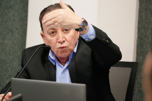 - Auri Pavoni - Diretor-geral  Água e Saneamento (Emasa) de Balneário Camboriú SC