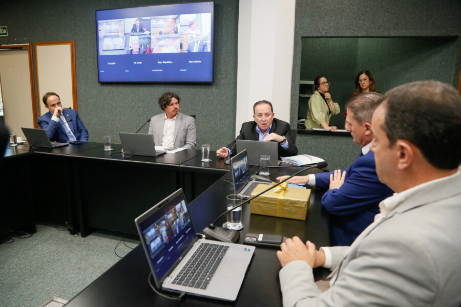 - Deputado Carlos Humberto (PL)
 - Deputado Marquito (PSOL) - Auri Pavoni - Diretor-geral  Água e Saneamento (Emasa) de Balneário Camboriú SC
 - Deputado Altair Silva (PP)