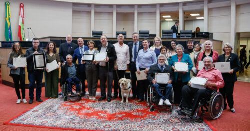 Alesc homenageia os 25 anos de atuação do Conede