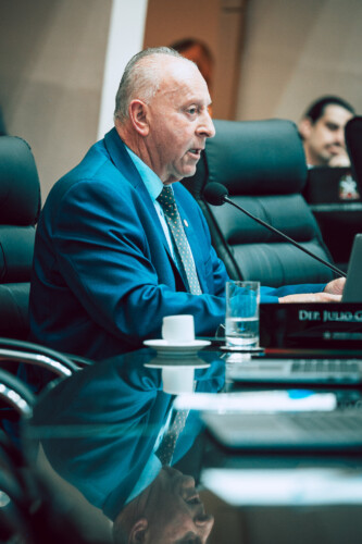 - Deputado Oscar Gutz (PL)