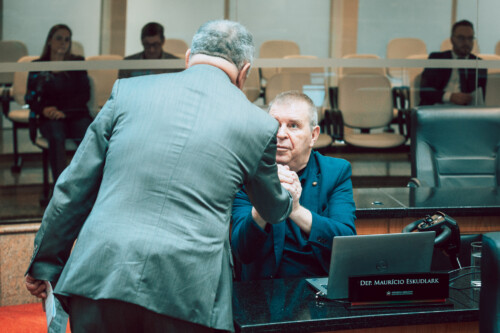 - Deputado Maurício Eskudlark (PL)
