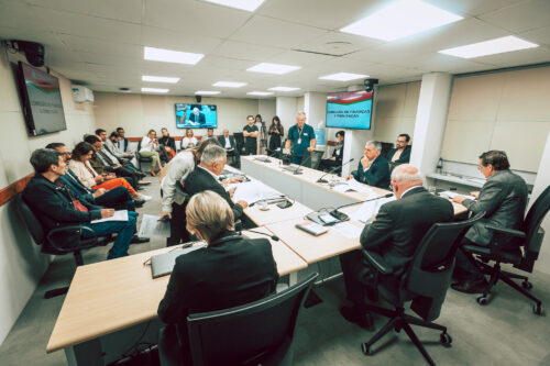 Proposta altera Lei que isenta doadores de sangue da taxa de inscrição em concursos