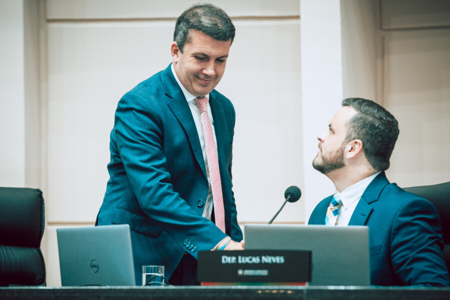 - Camilo Martins (PODEMOS)
- Deputado Lucas Neves (PODEMOS)