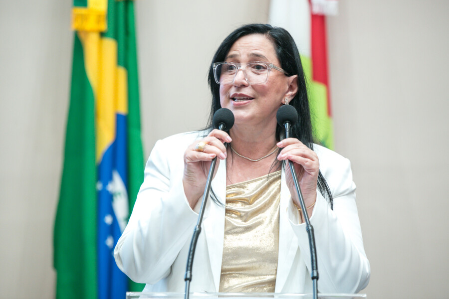 - Vânia Franco - Secretária executiva de Articulação Nacional