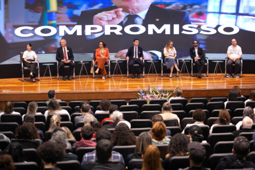 Seminário comemora 10 anos da Semana Inclusiva de Santa Catarina