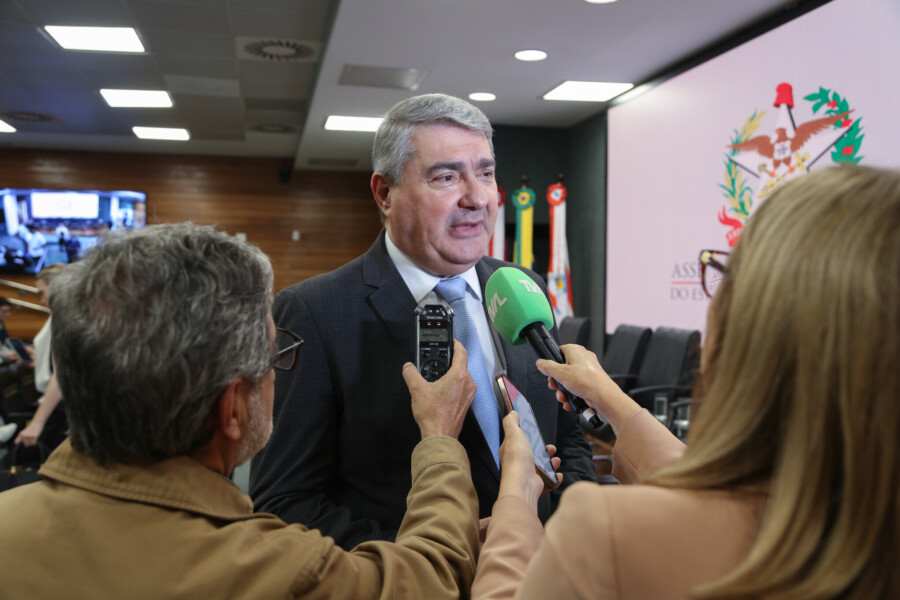 - Deputado Antídio Lunelli (MDB)