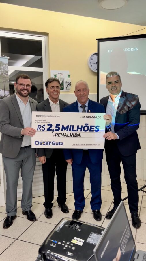 Oscar Gutz anuncia R$ 2,5 milhões para iniciar a construção da nova sede da Renal Vida no Alto Vale