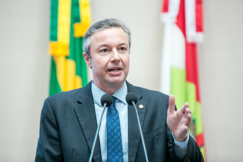 - Deputado Napoleão Bernardes (PSD)