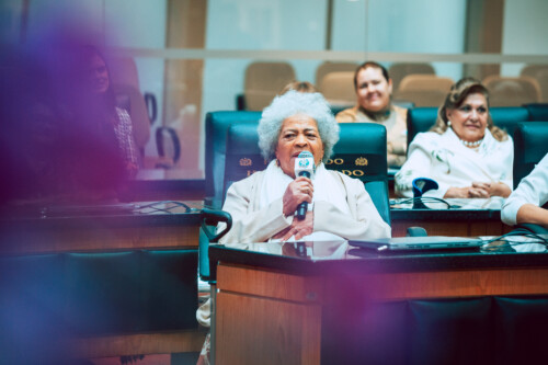 - Valdeonira Silva dos Anjos - Professora e Servidora Publica Estadual e Municipal