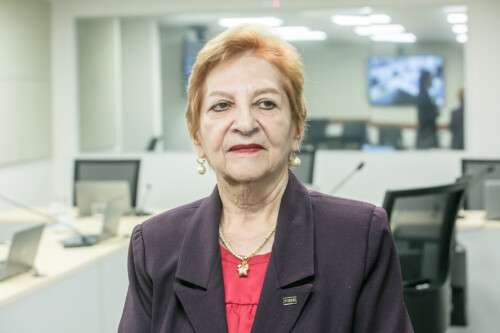 - Maria Tereza Bustamante - chefe de gabinete da presidência  da Câmara de Comércio Exterior da Fiesc