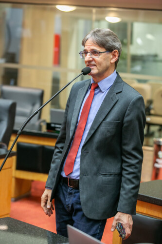 - Deputado Neodi Saretta (PT)