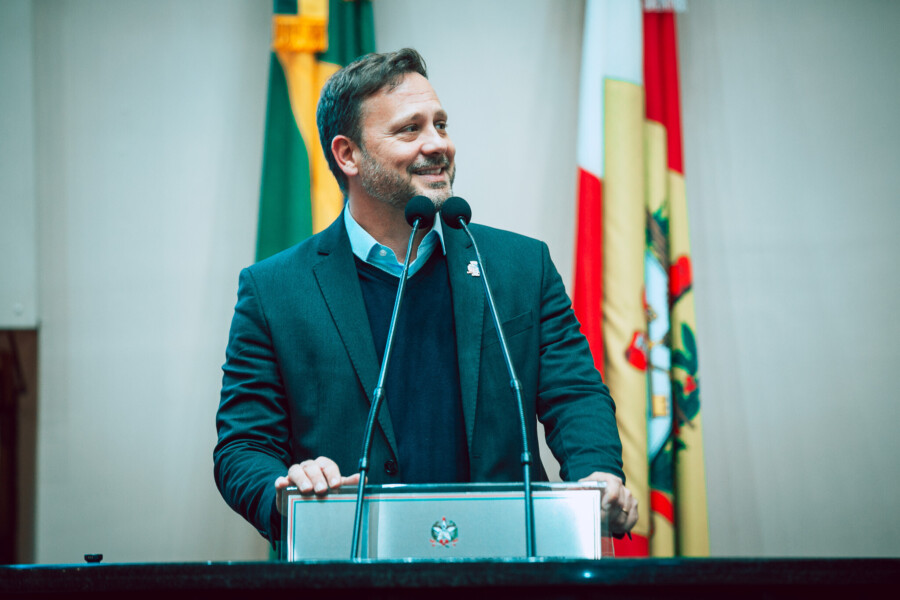- Adriano Silva - Prefeito de Joinville SC
