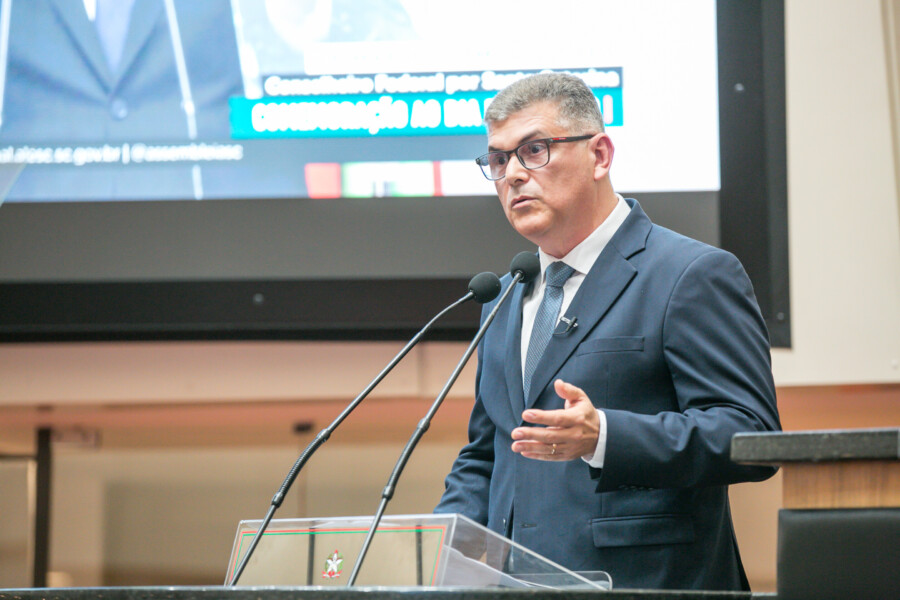 - Dr. Marcelo Lemos dos Reis - Conselheiro Federal por SC