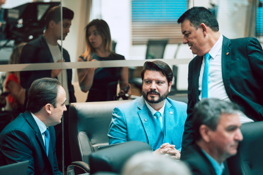 - Deputado Alex Brasil (PL)